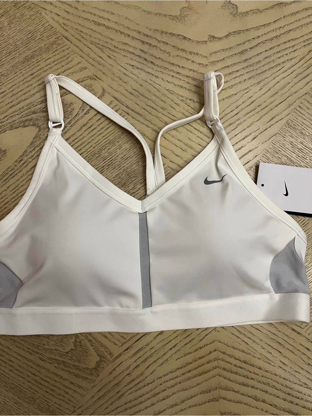 *NWT* Women Nike Dri-FIT Indy Sports Bra - White Size L